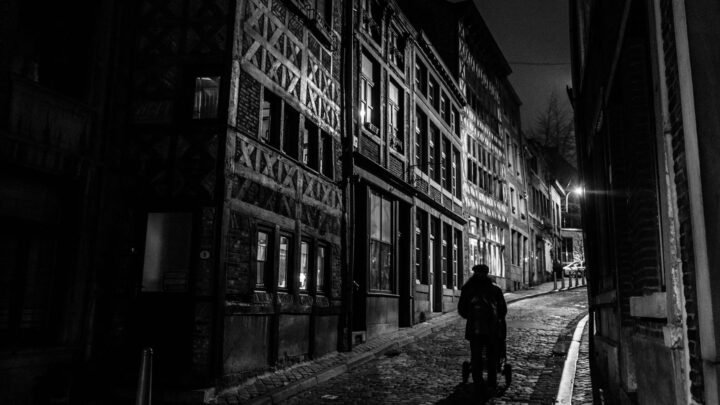 Nightlife adulte à Roubaix : sortir, découvrir et se préparer à une rencontre